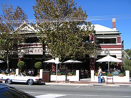 QueensHotelHighgate gobeirne.jpg 