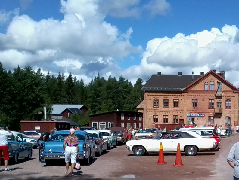 File:Rättvik Classic Car Week 2016 – Classic Lady in Nittsjö 1.png