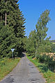 Čeština: Jediná příjezdová silnice k Hlaváčkově Lhotě, části Ješetice English: Road to Hlaváčkova Lhota, part of Ješetice, Czech Republic.