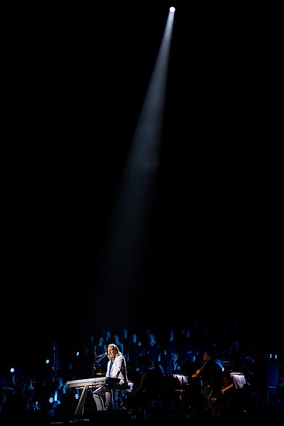 File:Roger Hodgson - 2017356225720 2017-12-22 Night of the Proms - Sven - 1D X MK II - 1326 - AK8I5446.jpg