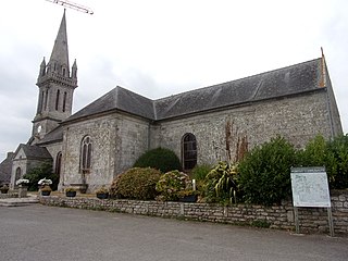<span class="mw-page-title-main">Séglien</span> Commune in Brittany, France