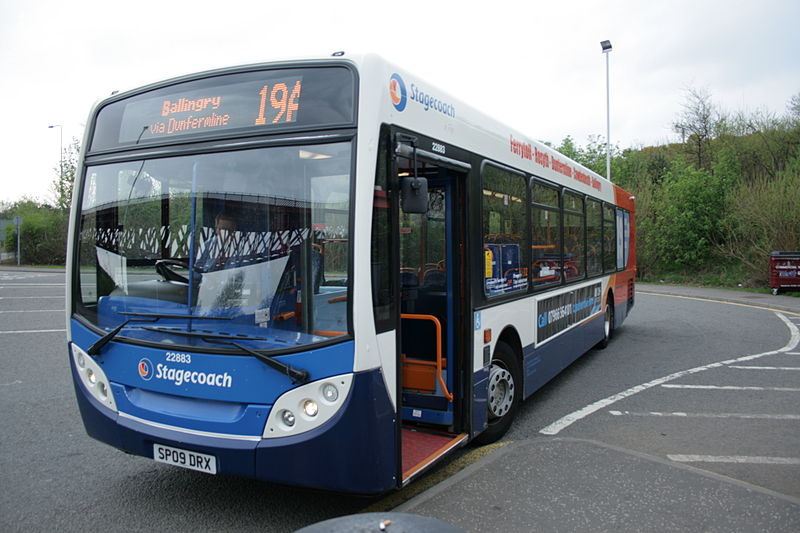 File:SP09 DRX at Ferrytoll P&R, 08 May 2013.JPG