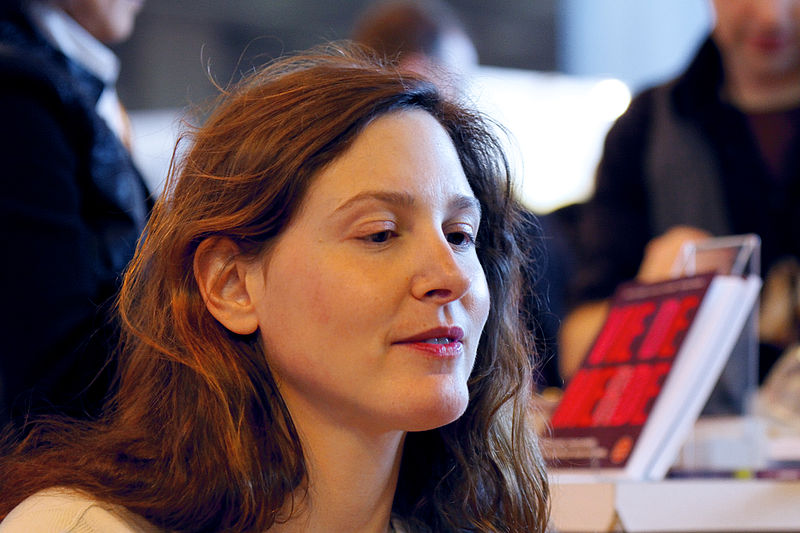 File:Salon du livre de Paris 2011 - Justine Lévy.jpg