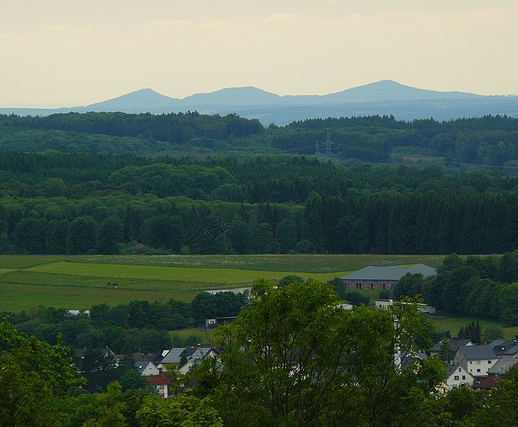 File:Salzburger Kopf 8 Siebengebirge.JPG