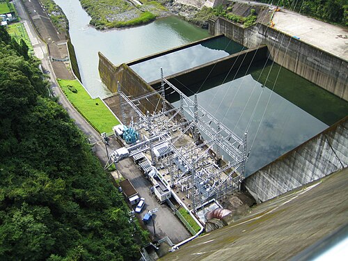 早明浦ダム リーフ 昭和 さめうら湖 吉野川 重力式コンクリート 打設