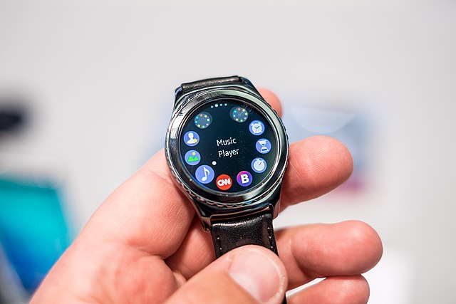 Samsung Gear S2 - Wikipedia