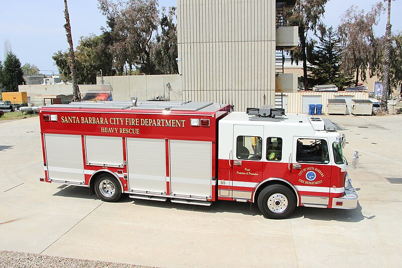 File:SantaBarbaraCityHeavyRescue1.jpg