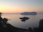 Santo Stefano ön vid soluppgången
