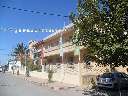 Siège de la Mairie d'El Kennar (Algérie).JPG