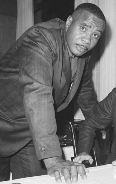 File:Sonny-Liston-in-Helsinki-1963(cropped).jpg