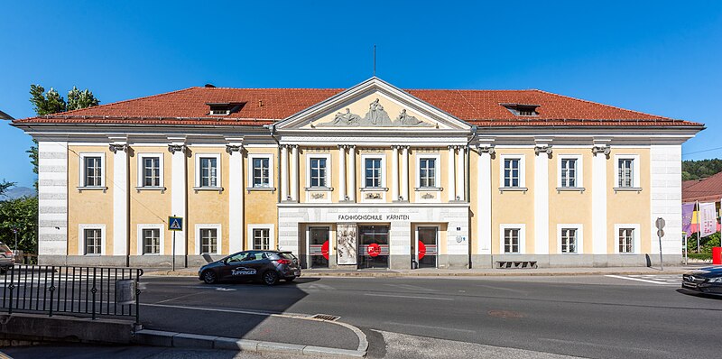 File:Spittal Villacher Straße 1 Spittl Fachhochschule S-Ansicht 07092023 4427.jpg