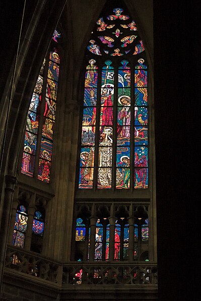 File:St. Vitus Cathedral, window detail 2.jpg