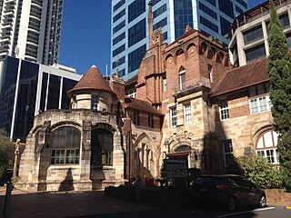 <span class="mw-page-title-main">St Martin's House</span> Heritage-listed building in Brisbane, Queensland