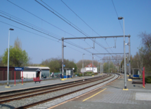 Gleise, Plattformen und Unterstände