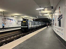 Metrostacio Montreuil - Hôpital