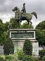 Statue équestre du duc d'Orléans