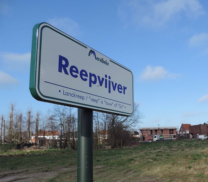 File:StraatReepvijver (Merelbeke).JPG