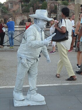 Street Performer in Rome