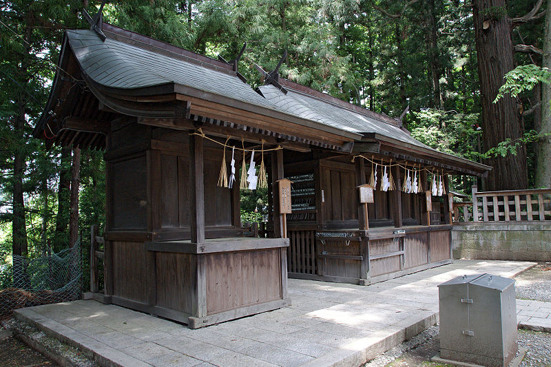 File:Suwa taisha akimiya09nt3200.jpg