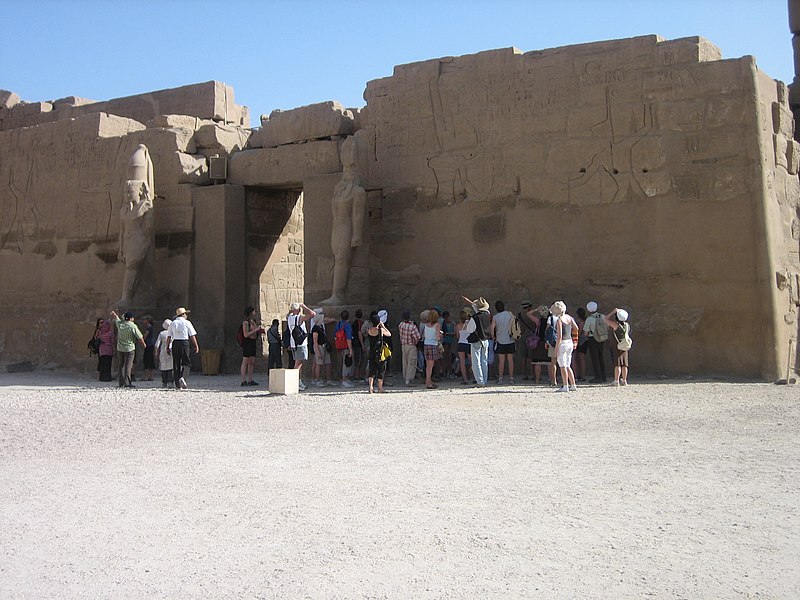 File:The Karnak temple complex (2428935026).jpg