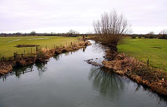 The Thame River som grensen mellom Buckinghamshire og Oxfordshire