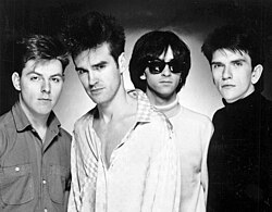 The Smiths vuonna 1985. Vasemmalta oikealle: Andy Rourke, Morrissey, Johnny Marr ja Mike Joyce.