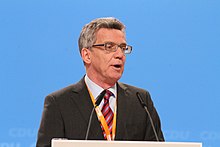 Thomas de Maizière CDU Parteitag 2014 by Olaf Kosinsky-8.jpg