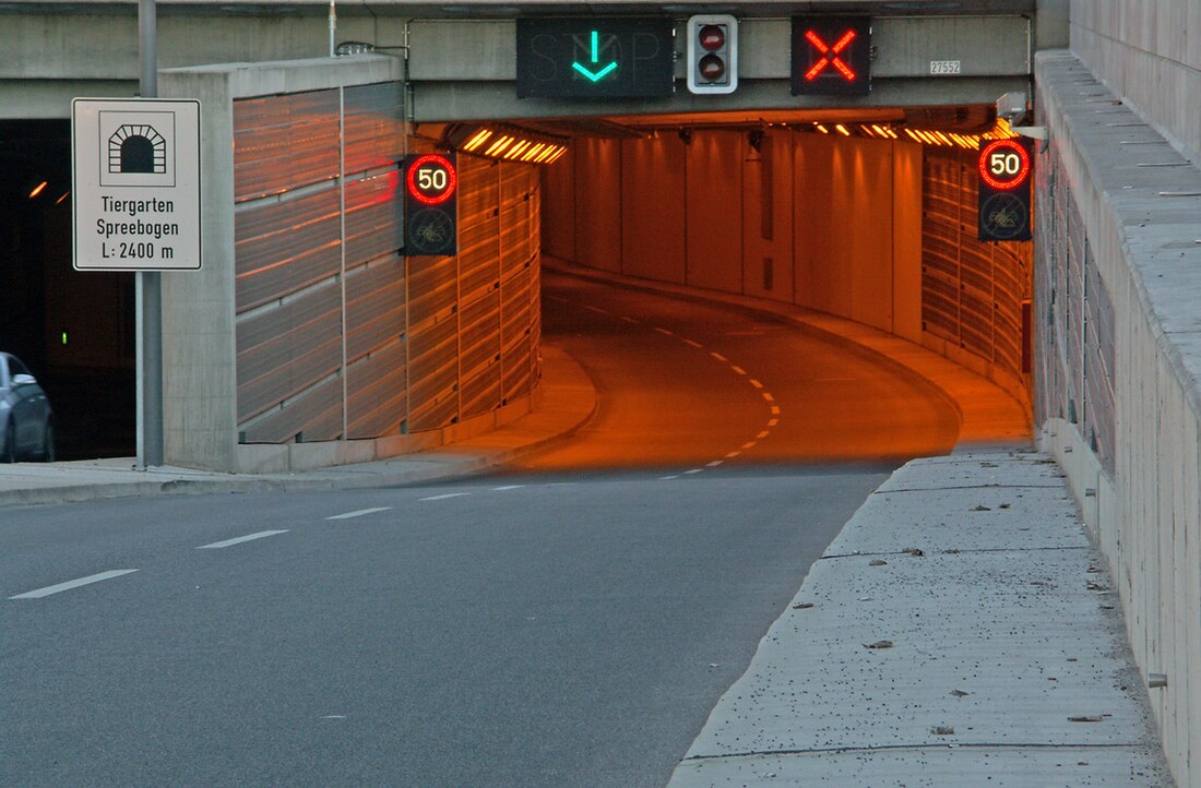 Tiergarten Spreebogen Tunnel