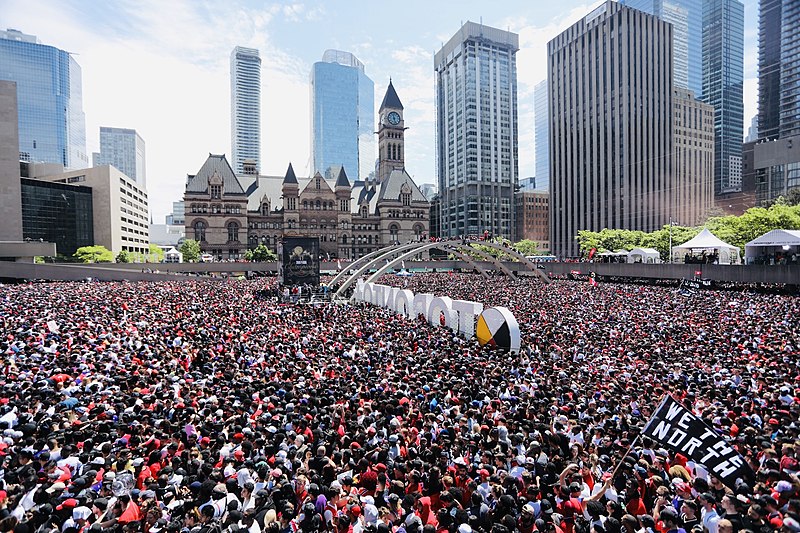 File:Toronto Raptors victory parade on We The North Day - 2019 (48086025892).jpg