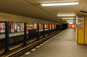 Illustrativt billede af sektionen Augsburger Straße (Berlins undergrund)