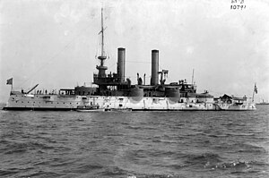 USS_Iowa_-_NH_61211.jpg