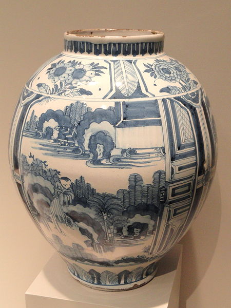 Vase in a Japanese style, c. 1680, Delft