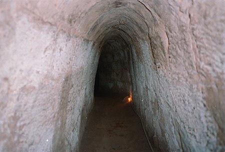 Tập_tin:VietnamCuChiTunnels.jpg