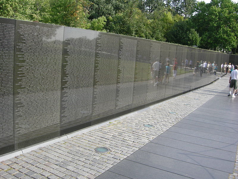 File:Vietnam memorial 02.JPG