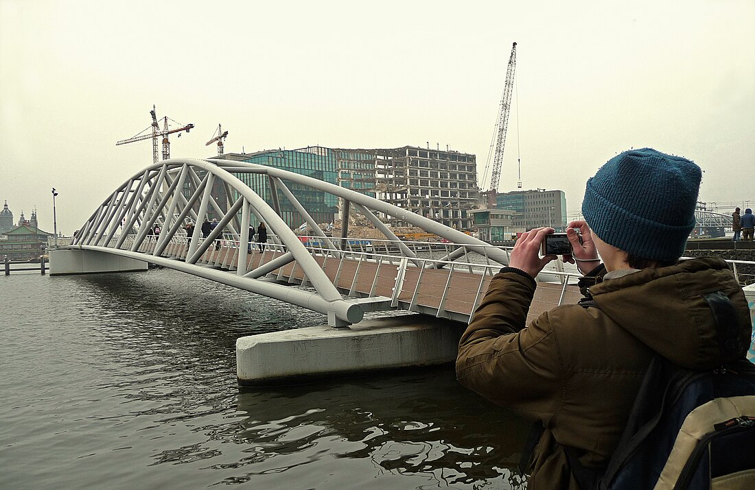 Puente de arco tesado