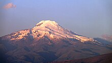 220px-Volcan_Cayambe.JPG