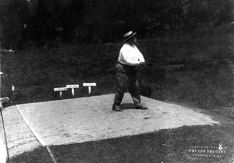 File:William Howard Taft playing golf cph.3a02669.jpg