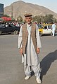 Mężczyzna ubrany w salwar kamiz w Afganistanie