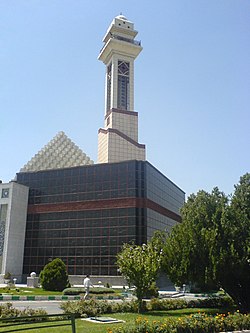 A mosque at the Tehran International Permanent Fairground nmyshgh byn lmlly - panoramio.jpg