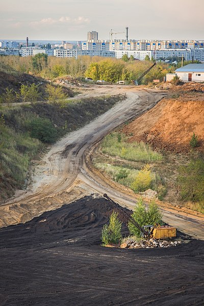 File:003 - Dragline excavator E-10011.jpg