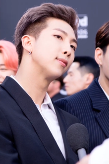 190501 BTS RM at the 2019 BBMAs.png
