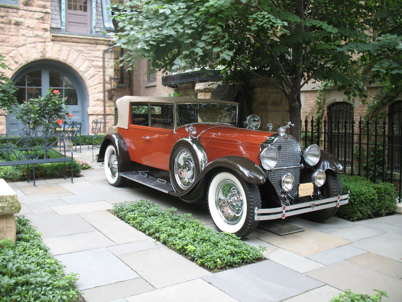 File:1929 Packard 4 Door Convertible.JPG