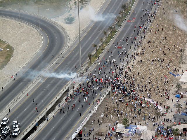 Image: 2011 Bahraini uprising   March (103)