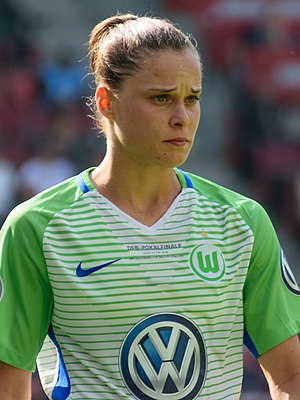 2018 Women's DFB-Pokal Final - Ewa Pajor (Wolfsburg) (cropped).jpg