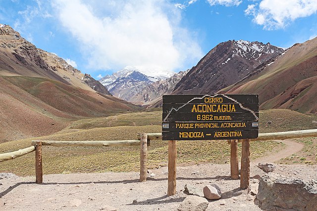 File:Aconcagua_Provincial_Park_08.jpg