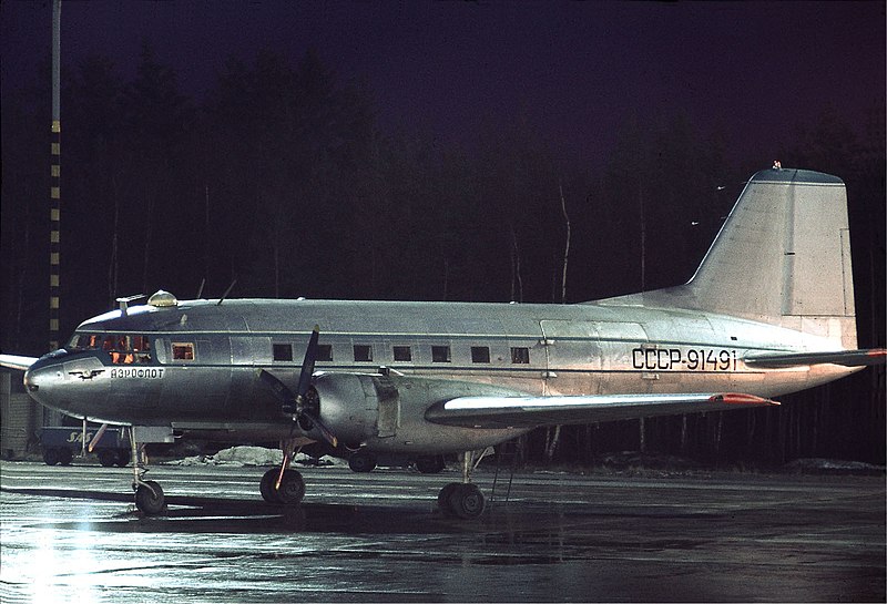 File:Aeroflot Ilyushin Il-14 at Arlanda, November 1970.jpg