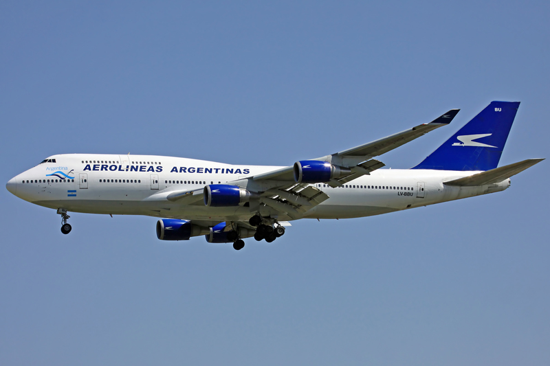 File:Aerolíneas Argentinas Boeing 747-400 LV-BBU MAD 2011-4-10.png