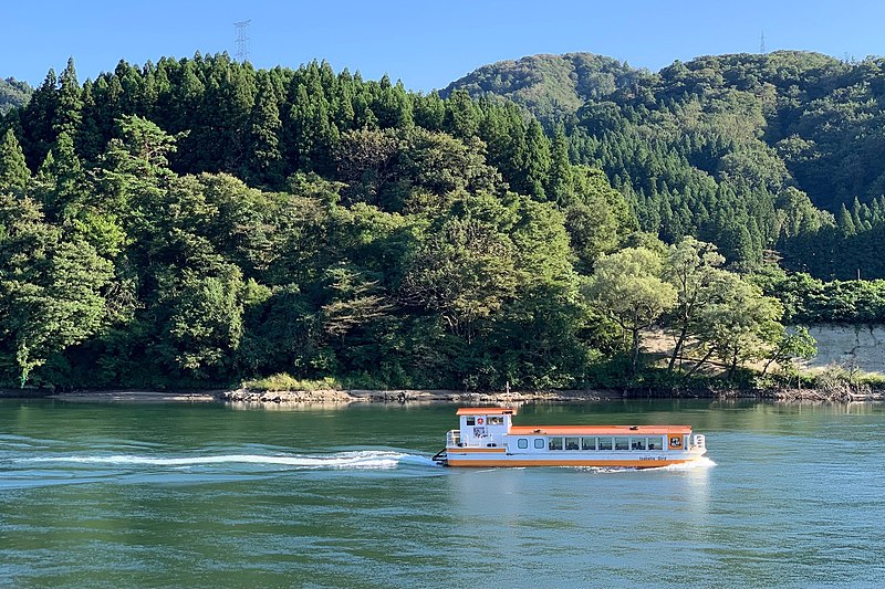 File:Aganogawa Line Boat Isabella Bird Sep2021-002.jpg