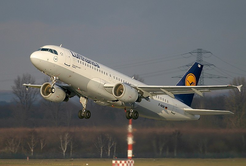 File:Airbus A320-211, Lufthansa AN0482813.jpg