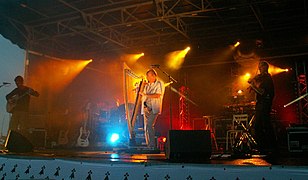 Concert gratuit sur la Grande plage de Carnac en août 2008[126].